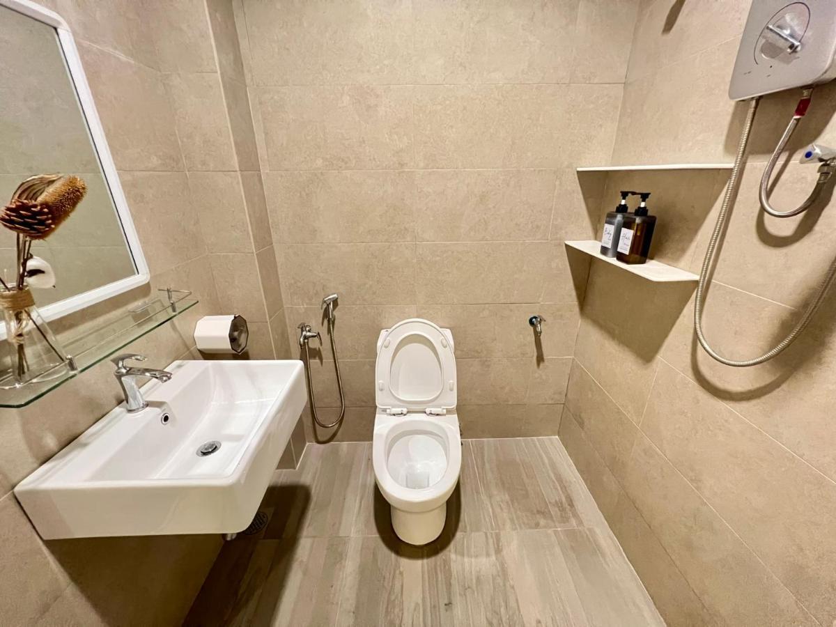 Holiday home Yolo2 4br 14pax Neartc, Dinosaurland, Ps4, Netflix *